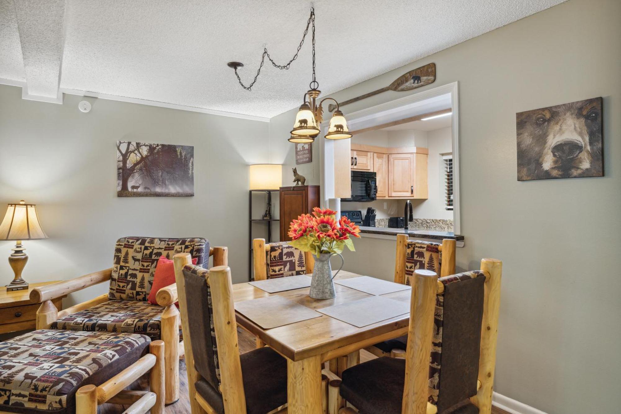 Obear Mountain Is A Newly Updated Condo In Chalet Village Of Gatlinburg! Kültér fotó